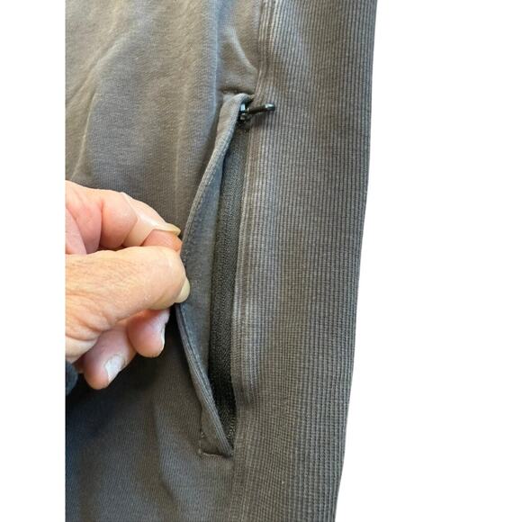 "Fabletics" Men's Year Rd Terry Hoodie SZ XL Zippered Pocket Hooded Sweatshirt - Picture 5 of 8